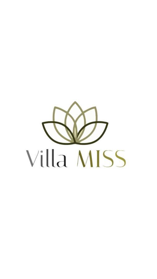 Villa Miss Bogatic Luaran gambar